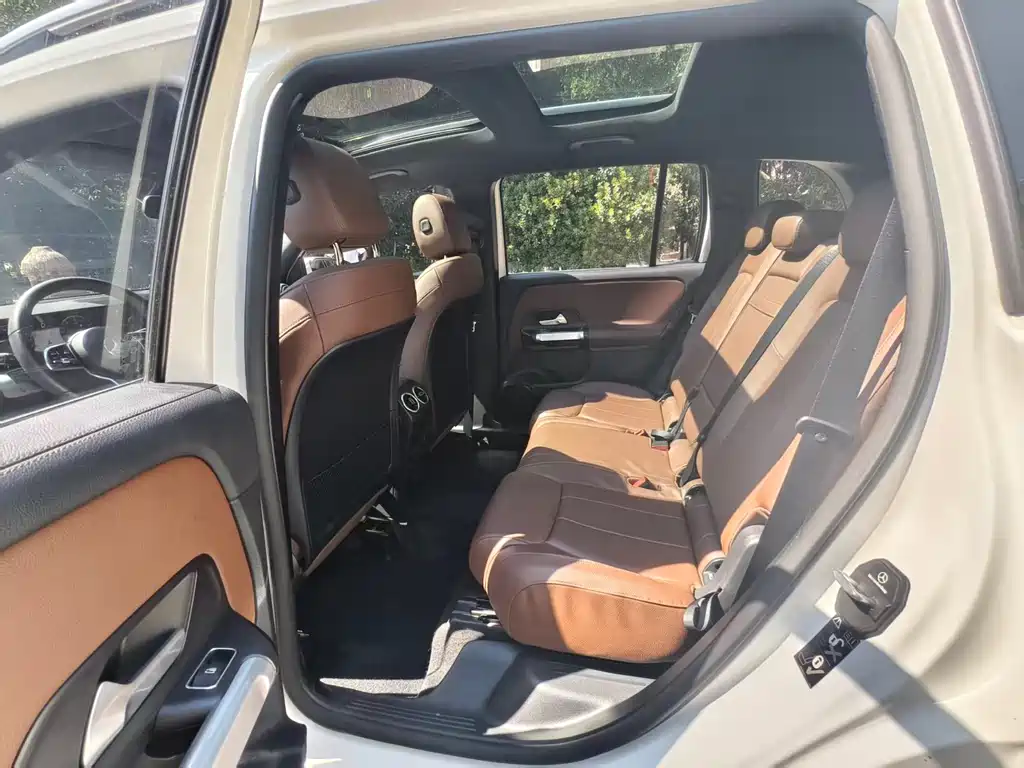 Mercedes-Benz GLB — миниатюра 5