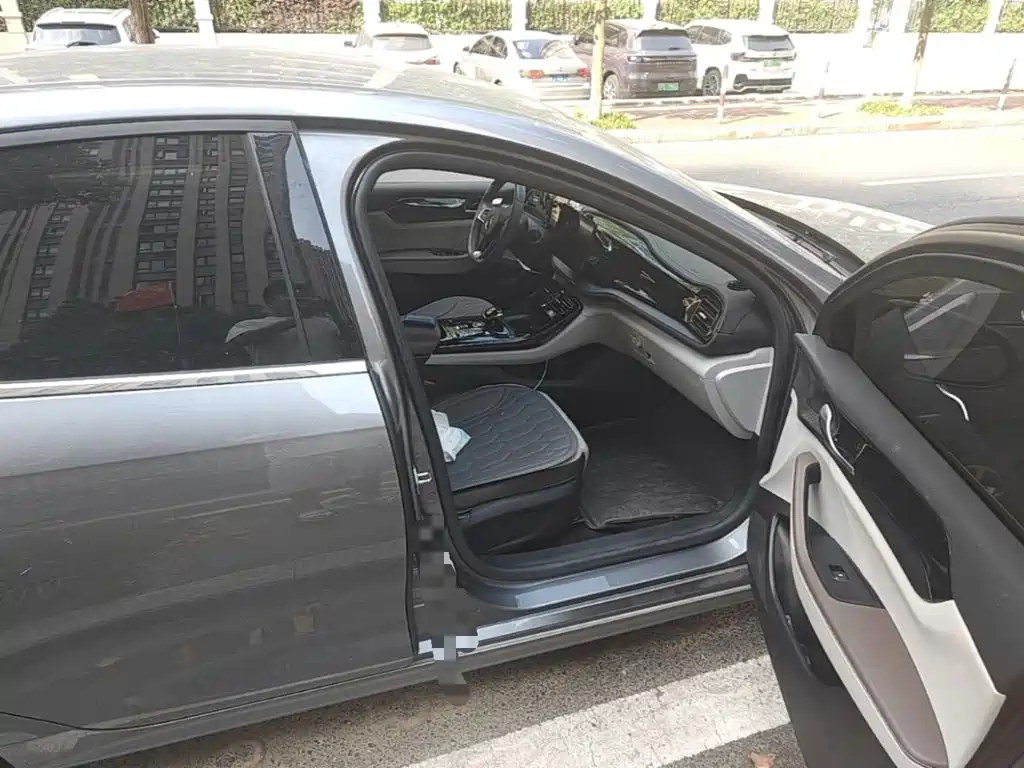 BYD Qin PLUS — миниатюра 19