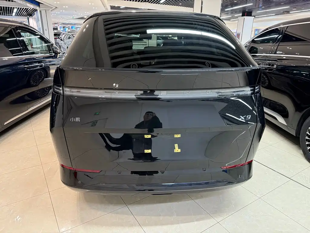 XIAOPENG X9