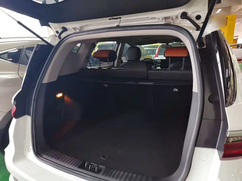 Geely Vision X6 — миниатюра 19