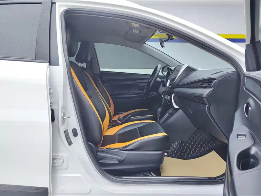 TOYOTA YARIS L ZHIXUAN