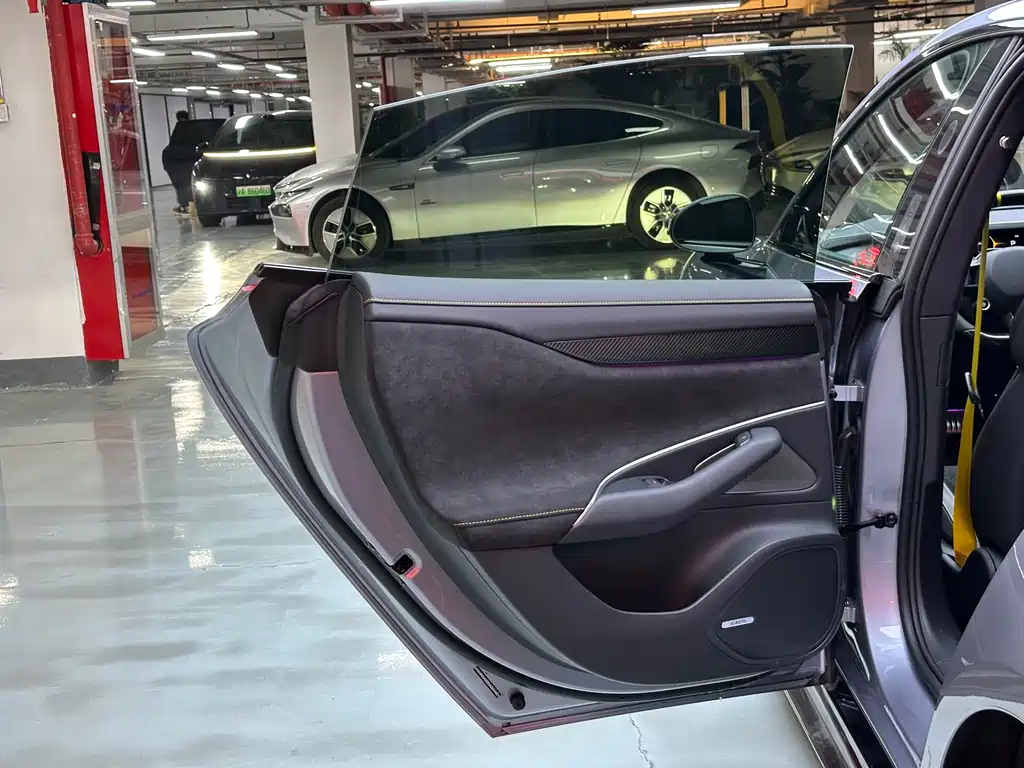 XIAOMI CAR XIAOMI SU7 ULTRA