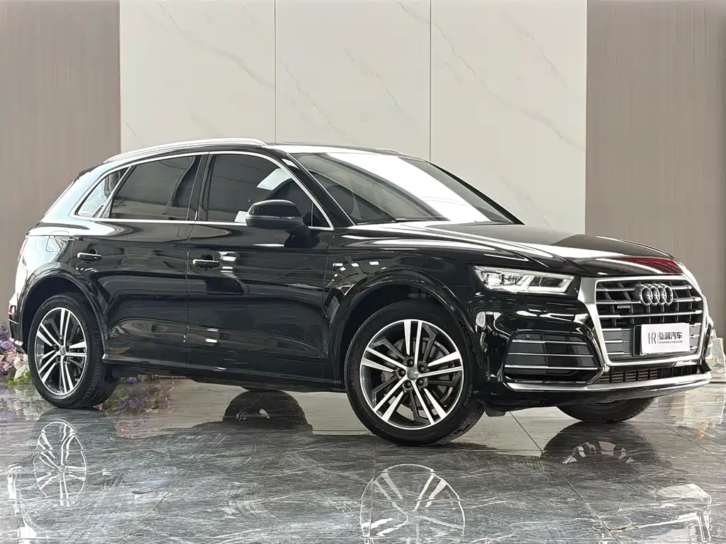 Audi Q5L 2020