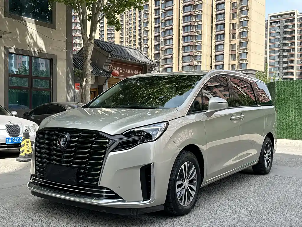 Buick GL8 2023