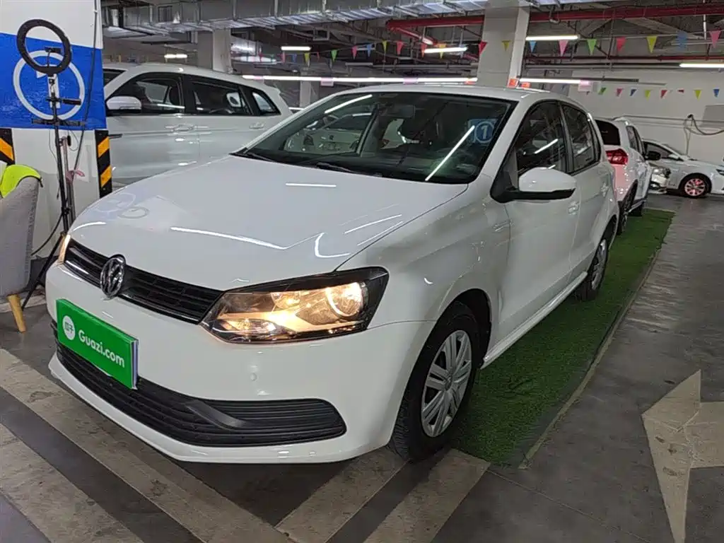 Купить Volkswagen Polo