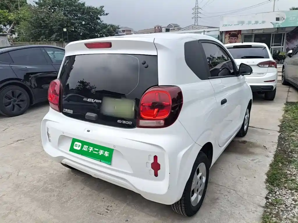 Roewe Clever — миниатюра 7