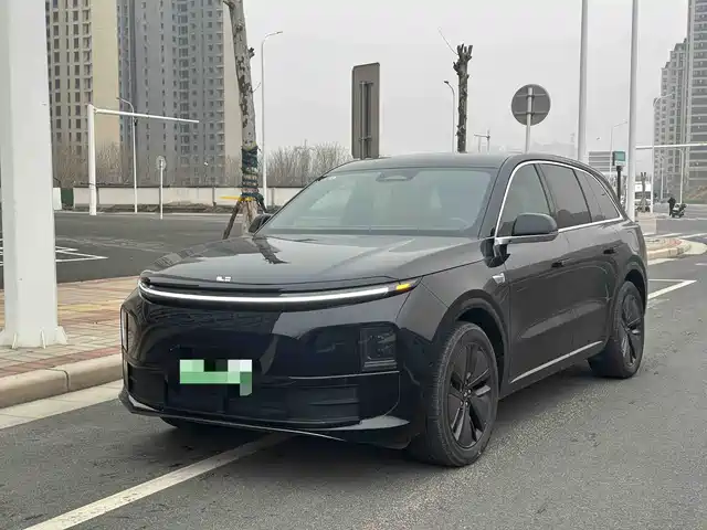 Li Auto IDEAL L6 2024