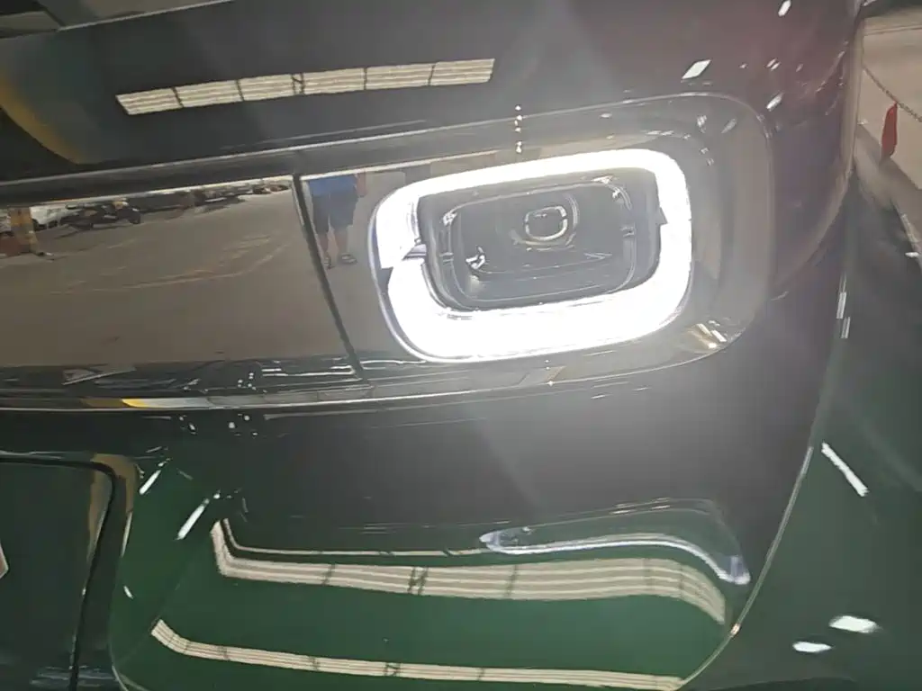 Baojun KiWi EV — миниатюра 24