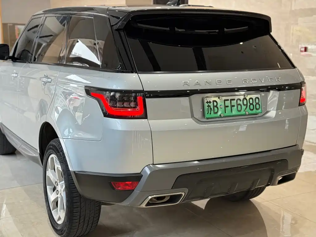 Land Rover Sport PHEV - фото 19