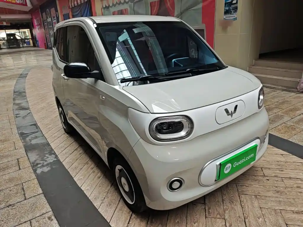Wuling MINIEV — миниатюра 4