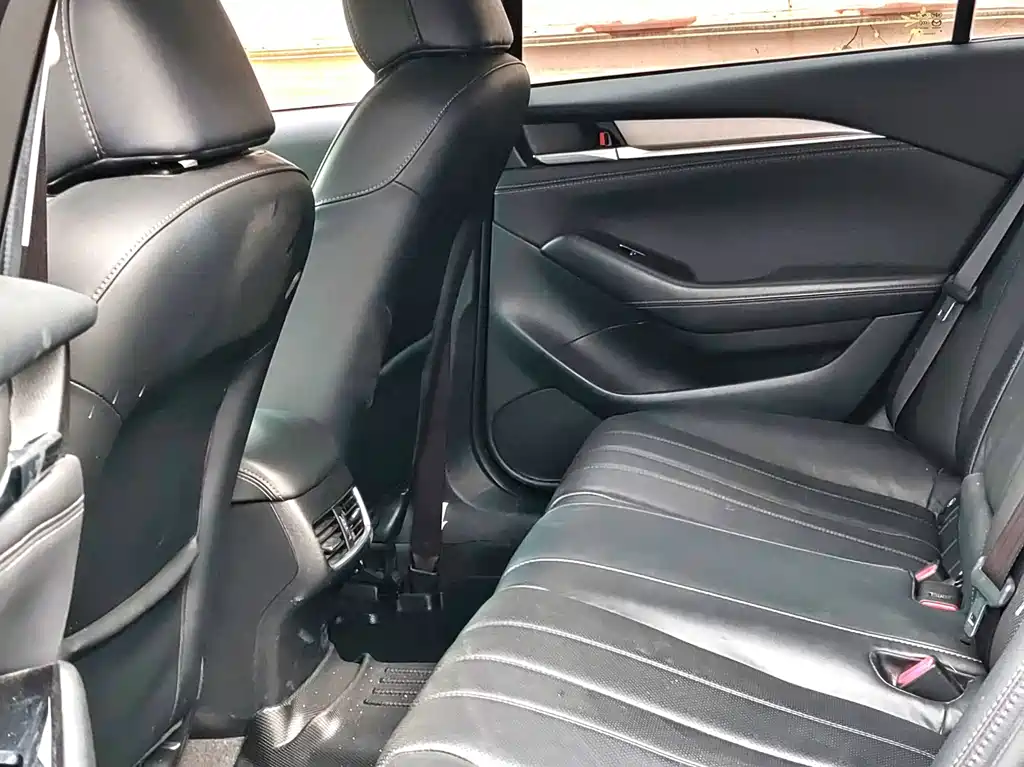 Mazda Atenza — миниатюра 4