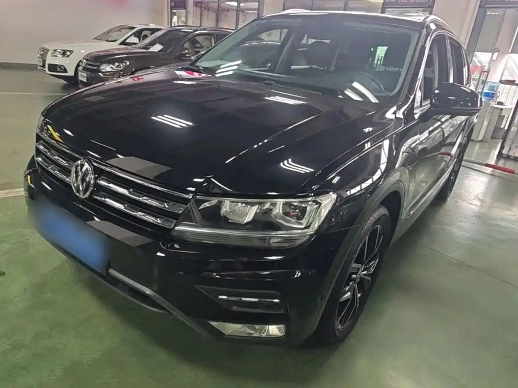 Volkswagen Tiguan L — миниатюра 2
