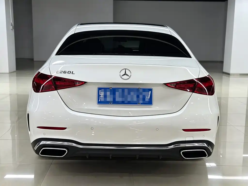 Mercedes-Benz C-Class — миниатюра 4