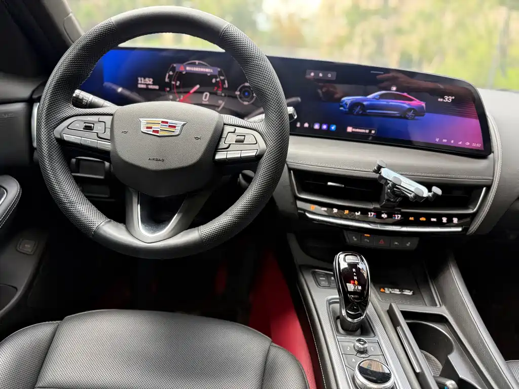 Cadillac CT5 — миниатюра 16