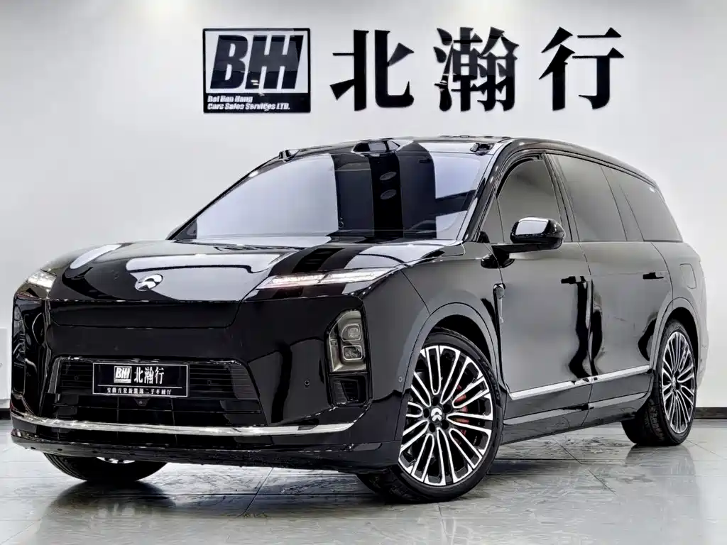 NIO ES8