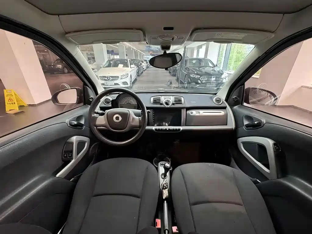 smart Smart Fortwo — миниатюра 8