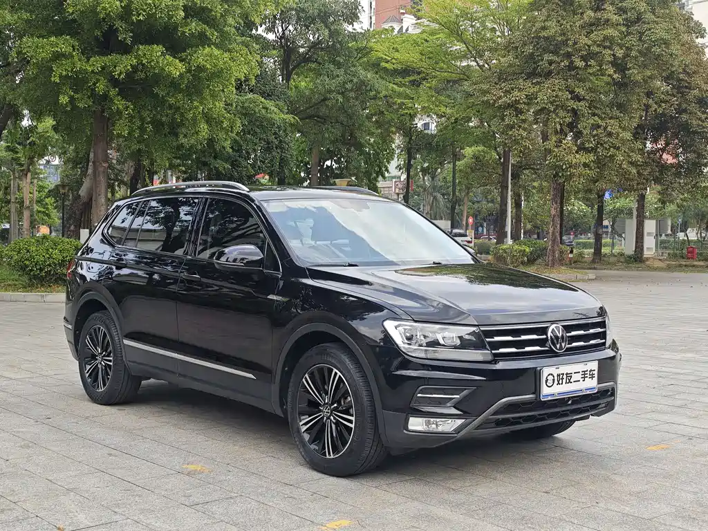Volkswagen Tiguan L L 2021 330TSI AT Smart