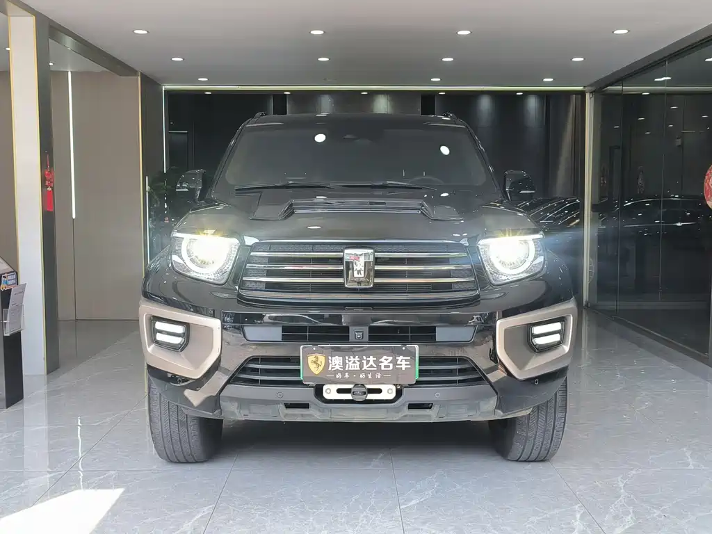 TANK TANK 700 NEW ENERGY