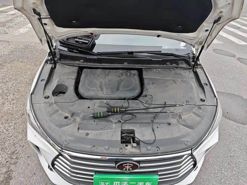 BYD MAX — миниатюра 16