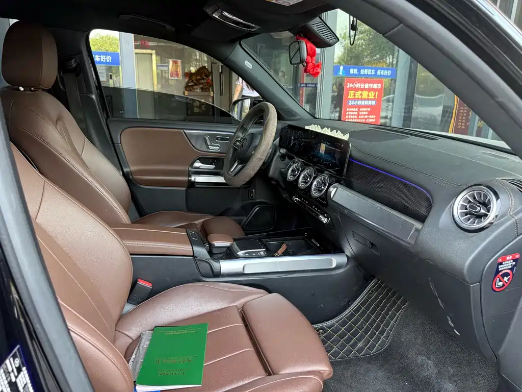 Mercedes-Benz GLB — миниатюра 6