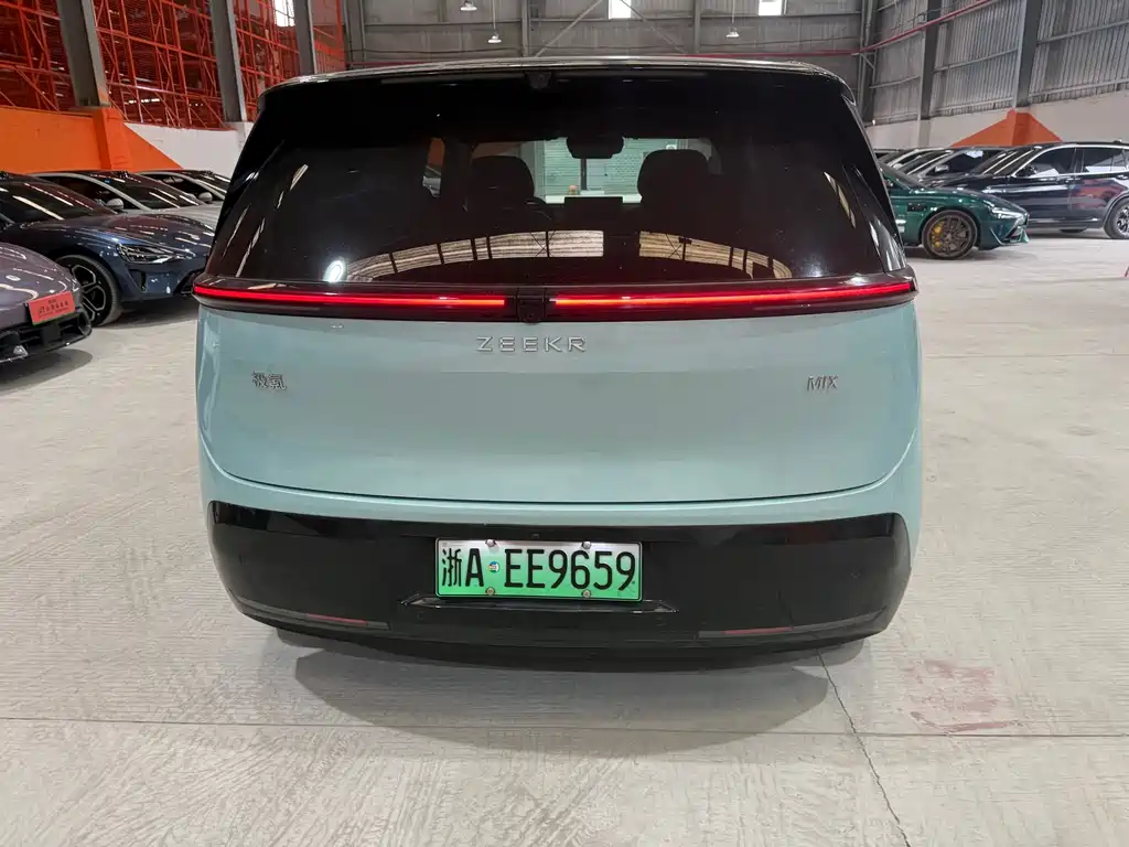 Zeekr Mix 2025 Smart Drive
