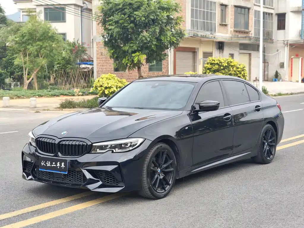 BMW 3 Series 2021