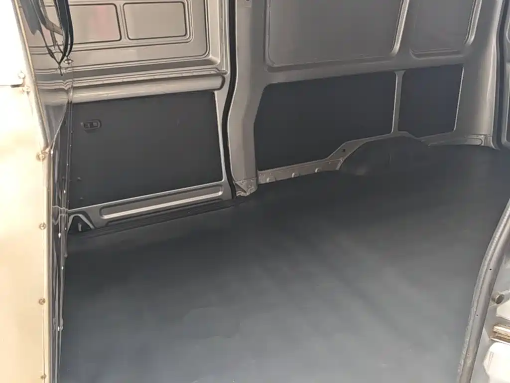 Wuling Rongguang — миниатюра 17