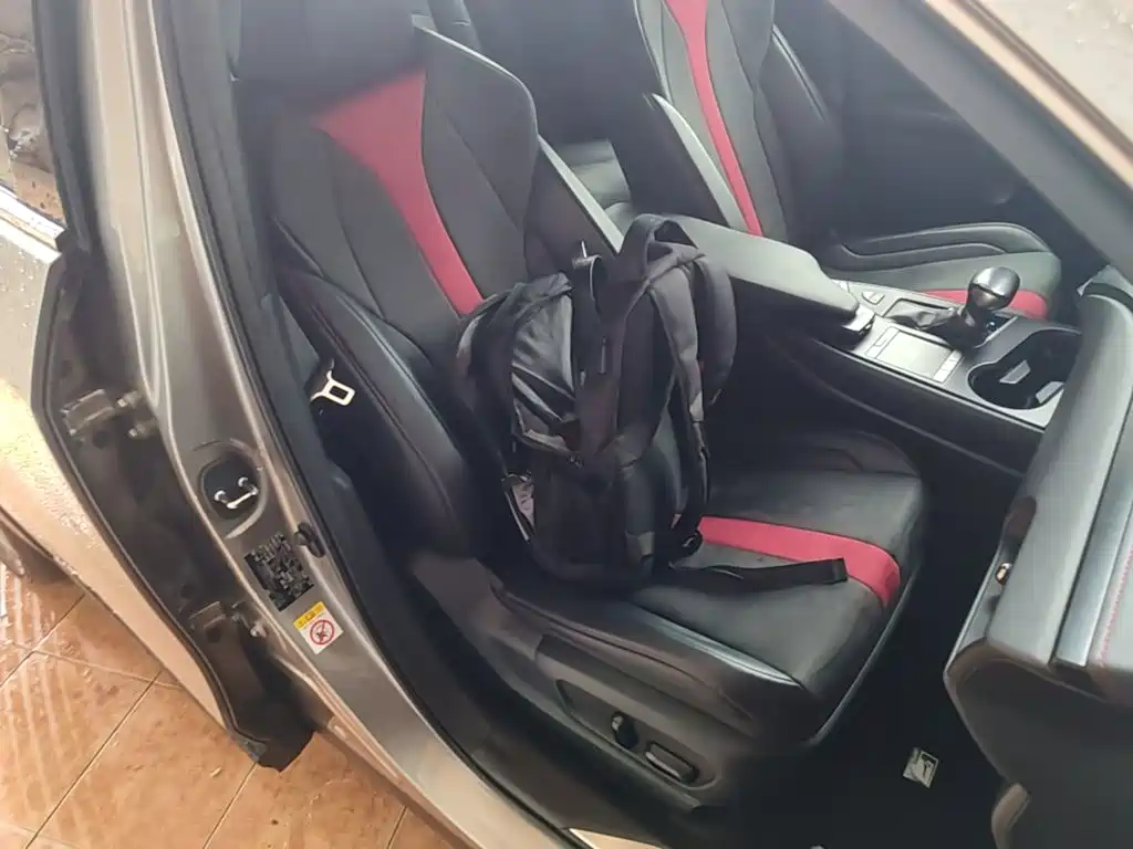 Lexus UX — миниатюра 25