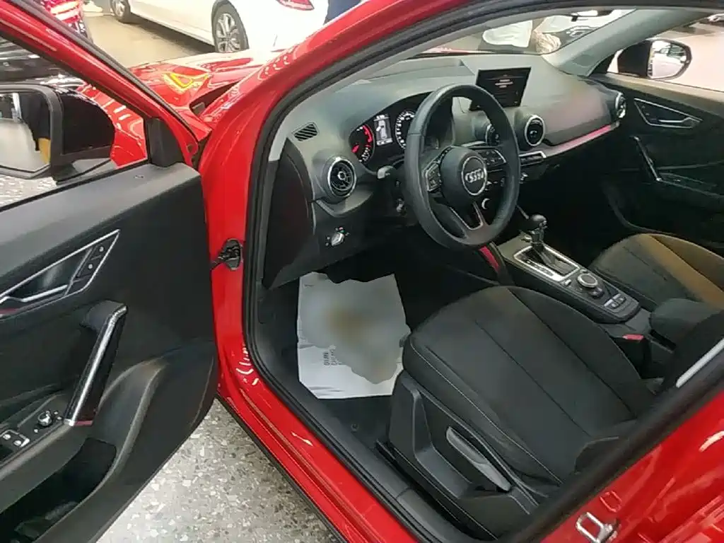 Audi Q2L — миниатюра 16