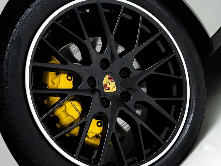 Porsche Panamera — миниатюра 6