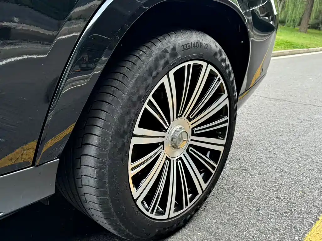 Mercedes-Benz GLS — миниатюра 13