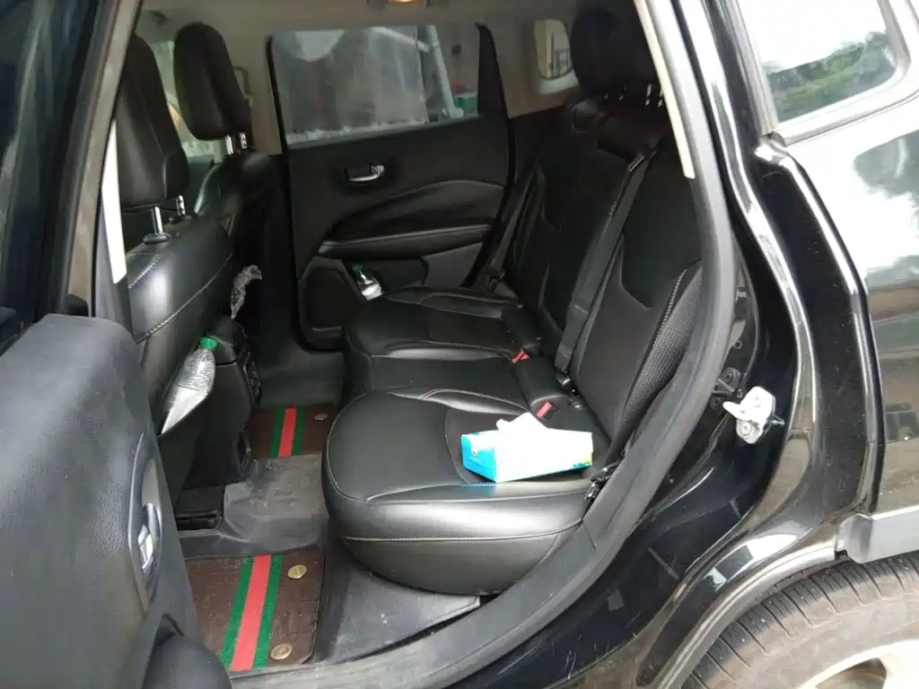 Jeep Compass — миниатюра 18