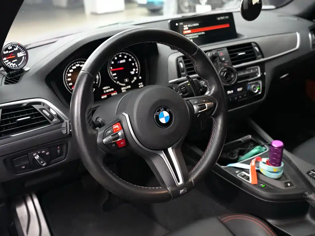 BMW M2 — миниатюра 9
