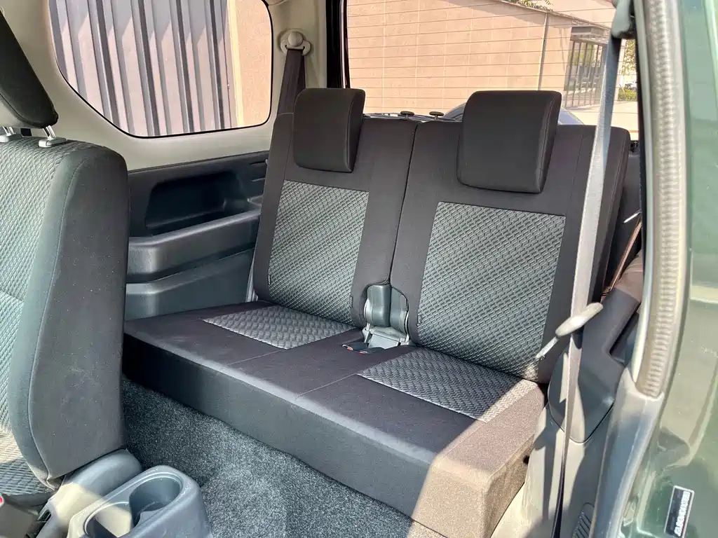 Suzuki Jimny — миниатюра 16
