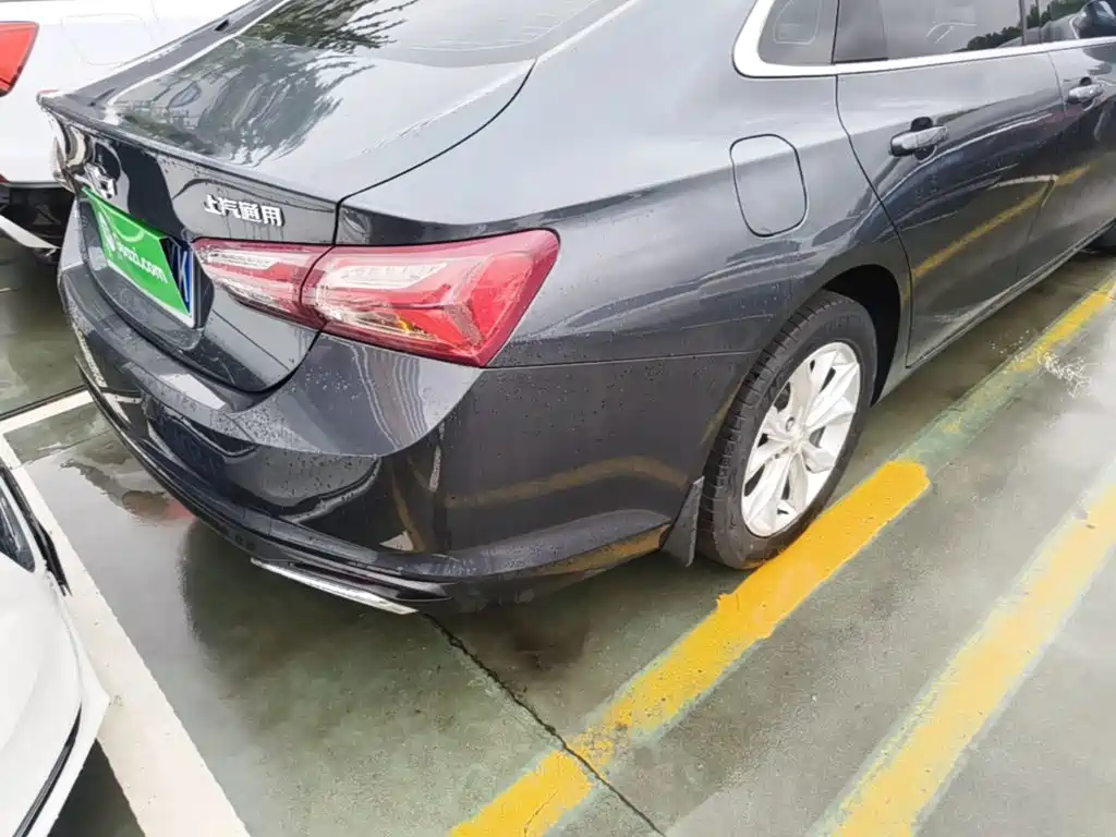 Chevrolet Malibu XL — миниатюра 8