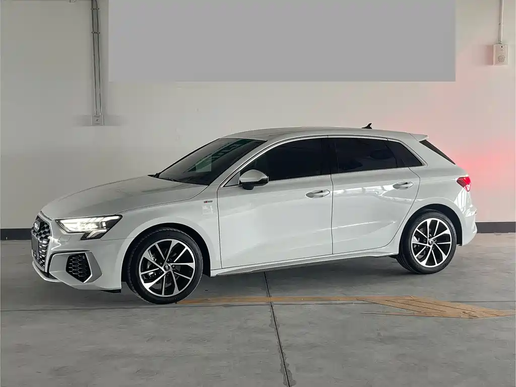 Audi A3 2023 Facelift Sportback 35 TFSI Progressive Sport Type