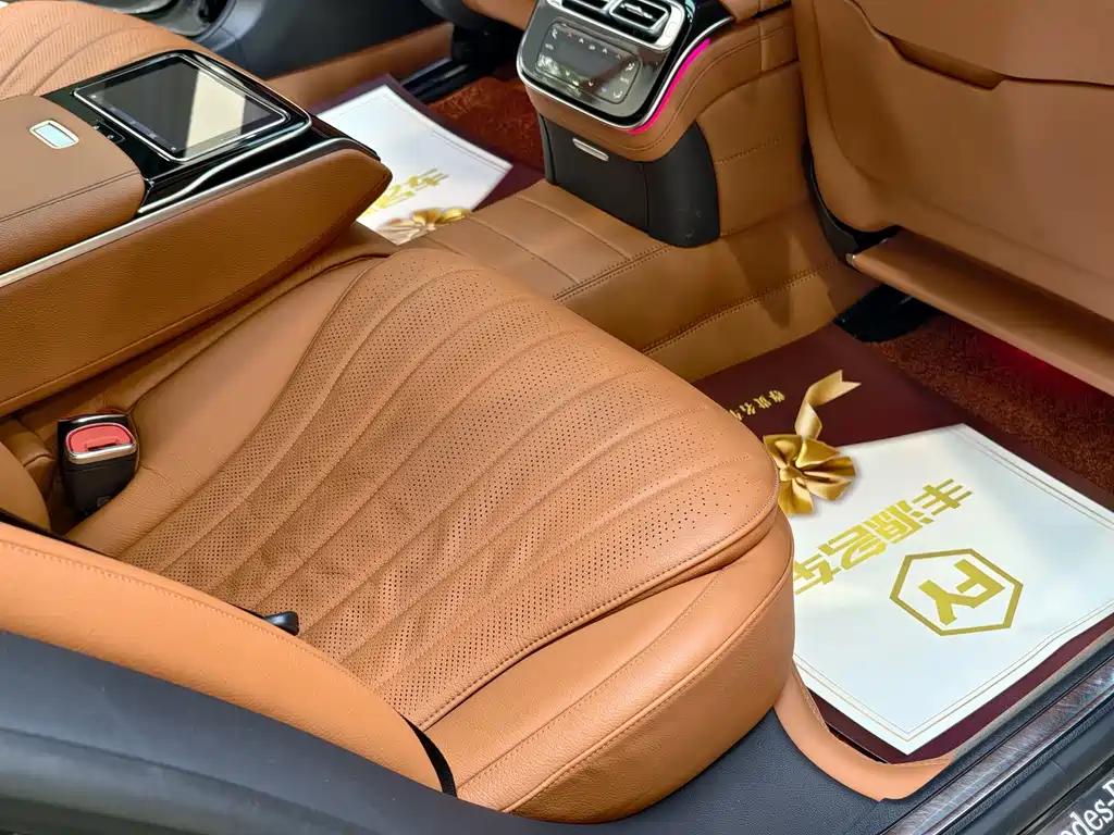 Mercedes-Benz S-Class — миниатюра 13