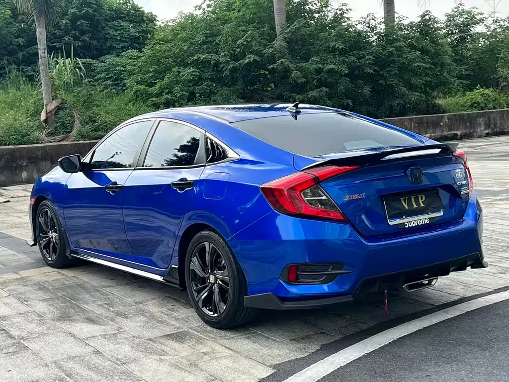 Honda Civic — миниатюра 4