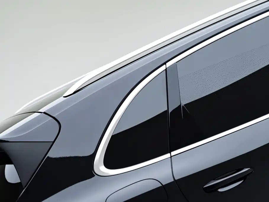 Porsche Cayenne Hybrid — миниатюра 8