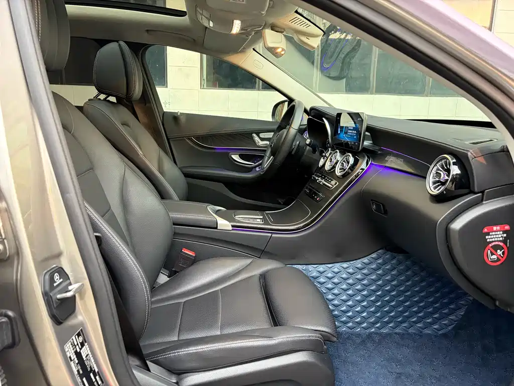 Mercedes-Benz C-Class — миниатюра 15