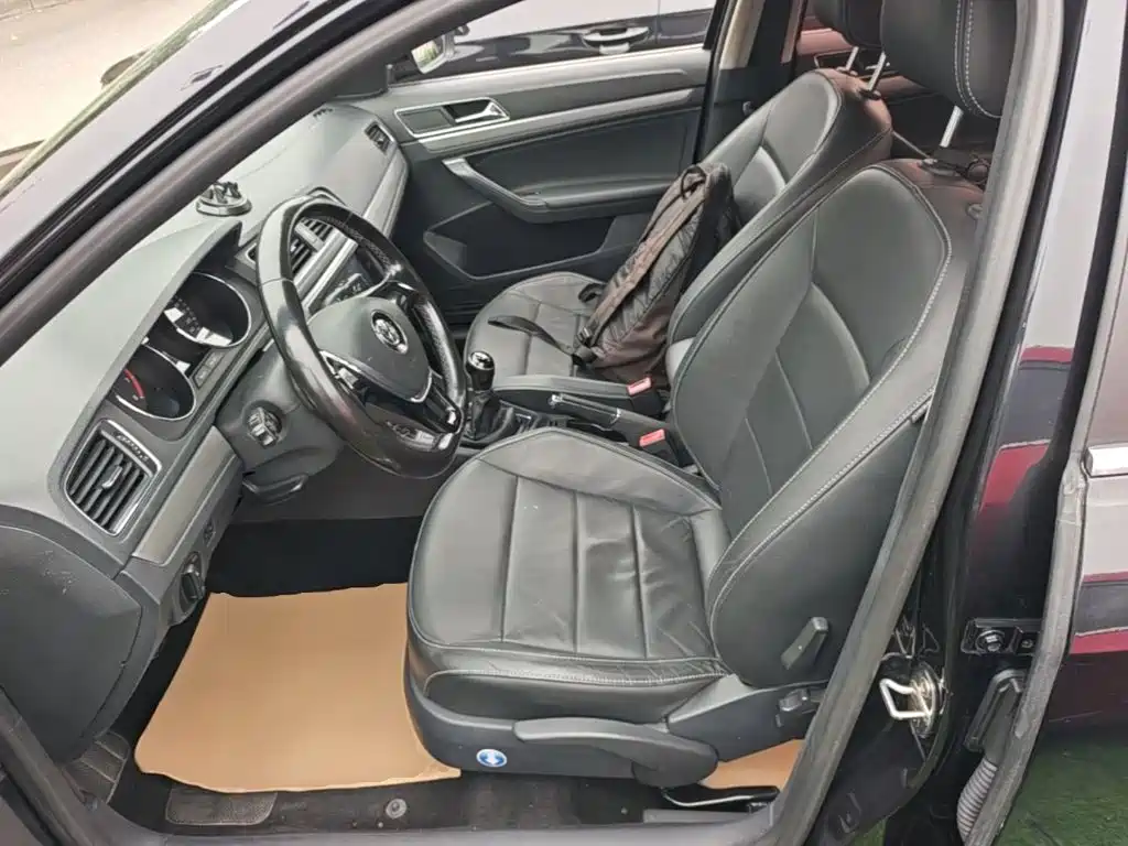 Volkswagen Lavida — миниатюра 15