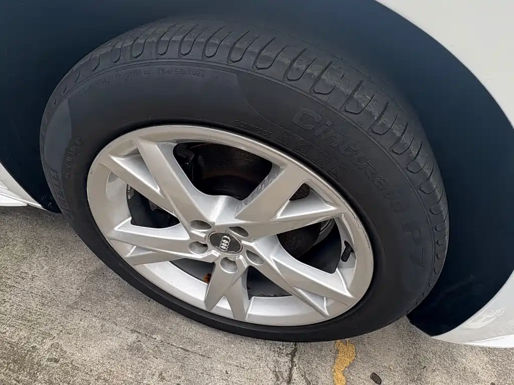 Audi A4L 2018 30 40 TFSI
