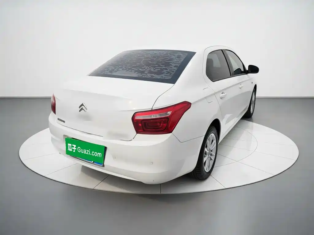 Citroen Elysee — миниатюра 4