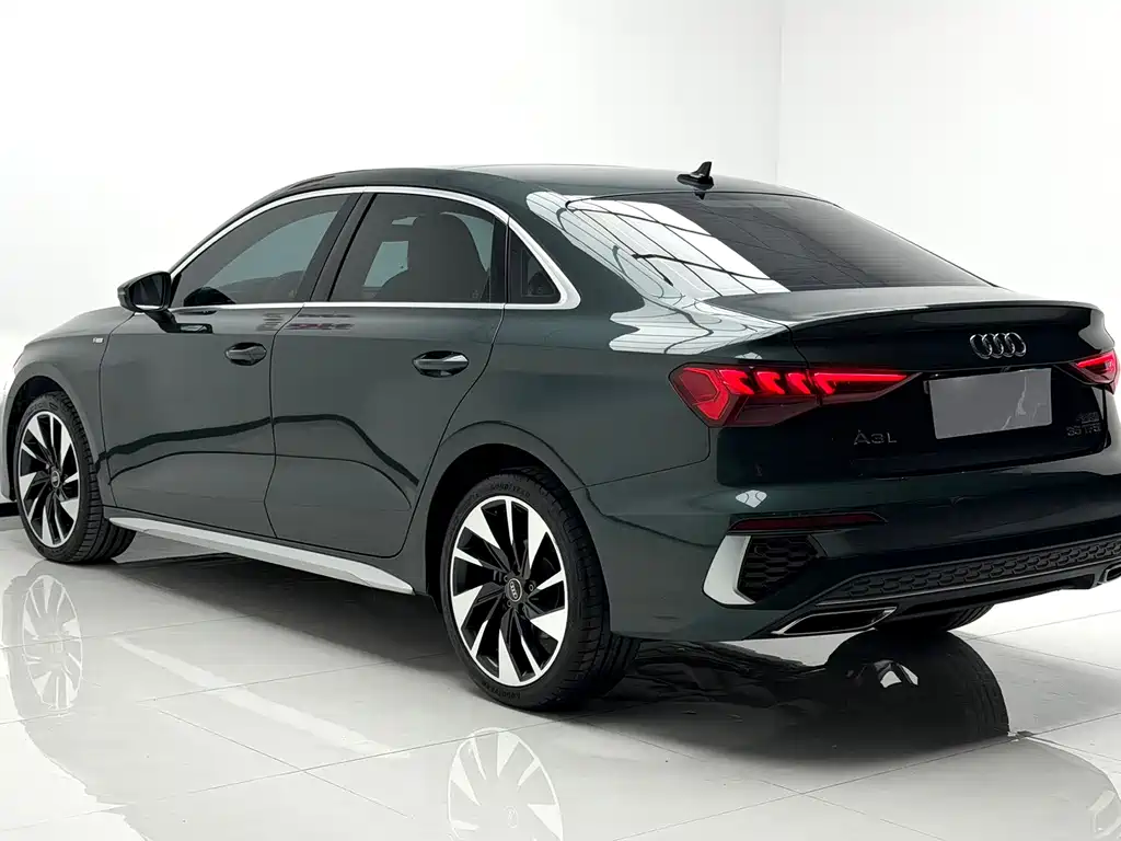 Audi A3 — миниатюра 4