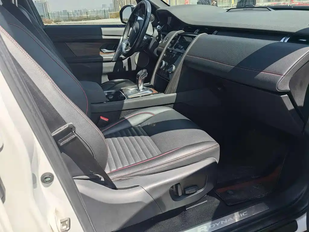 Land Rover Discovery Sport — миниатюра 7