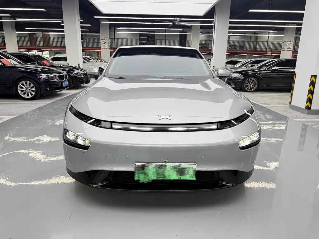 XPeng P7 — миниатюра 2