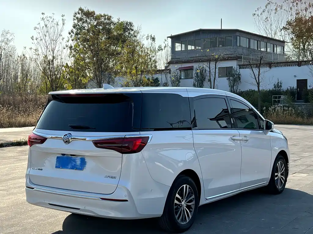 Buick GL8 2023 ES Premium