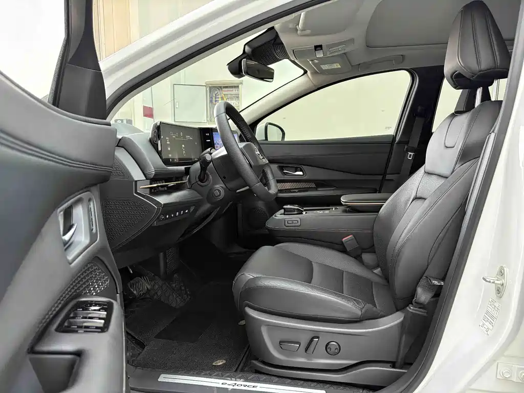 Nissan Ariya — миниатюра 4