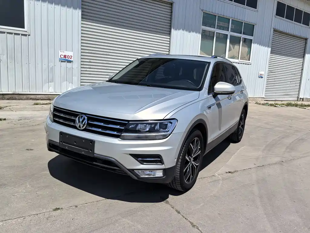 Купить Volkswagen Tiguan L