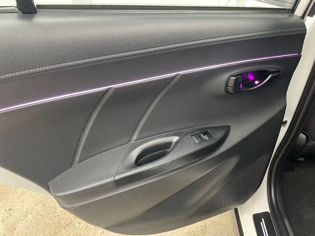 TOYOTA YARIS L ZHIXUAN